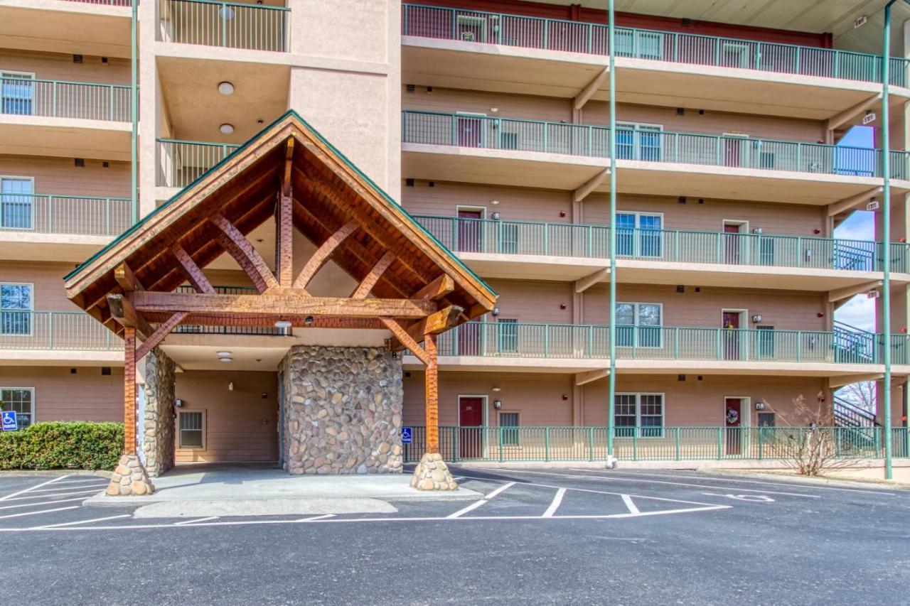 Gorgeous 2Bd 2Bth Condo With Mountain Views Pool Hot Tub Game Room Close To Parkway بيدجن فورج المظهر الخارجي الصورة
