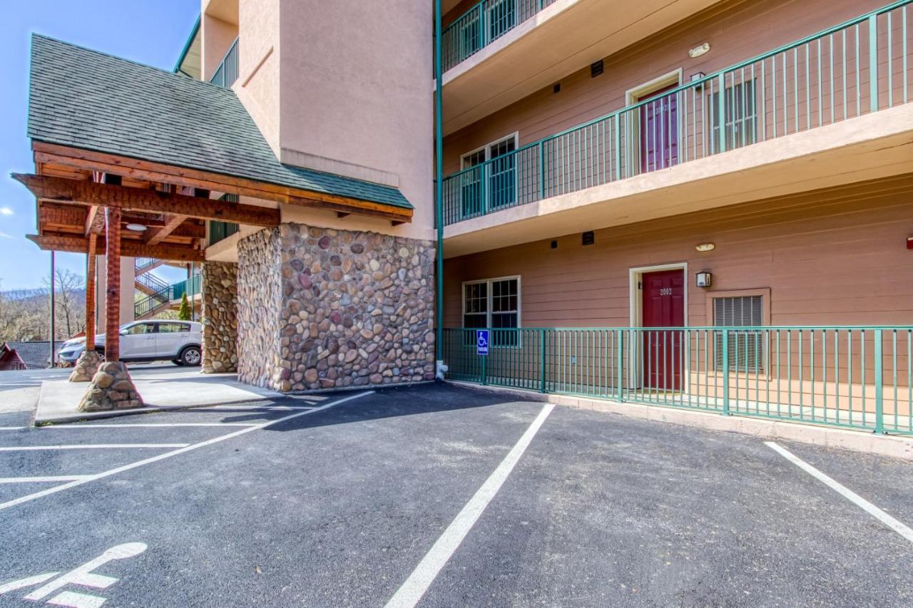 Gorgeous 2Bd 2Bth Condo With Mountain Views Pool Hot Tub Game Room Close To Parkway بيدجن فورج المظهر الخارجي الصورة